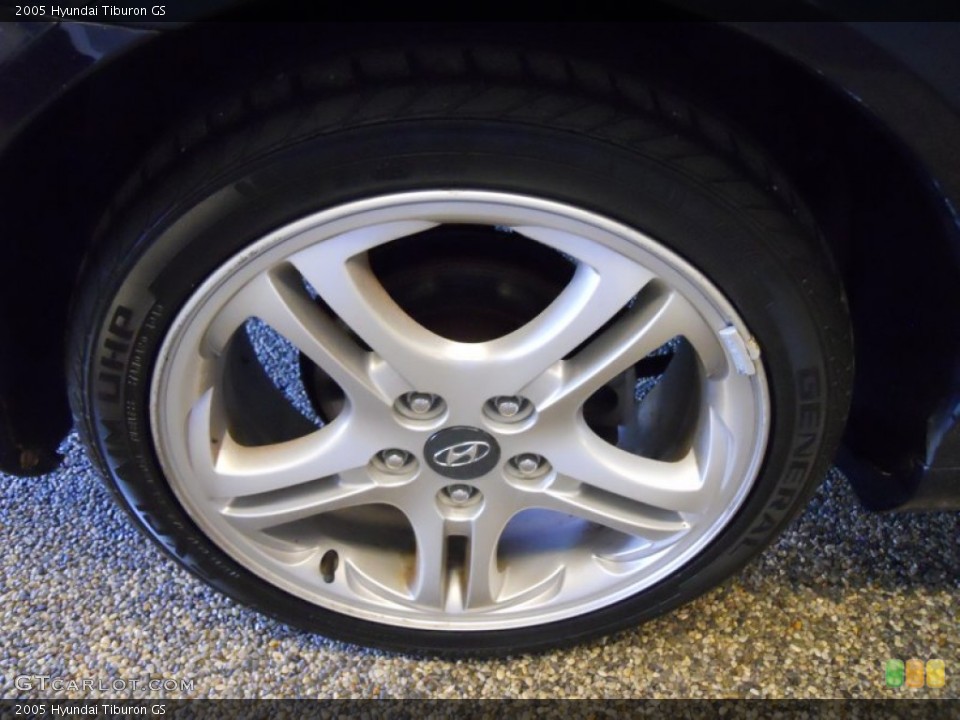 2005 Hyundai Tiburon GS Wheel and Tire Photo #54785790