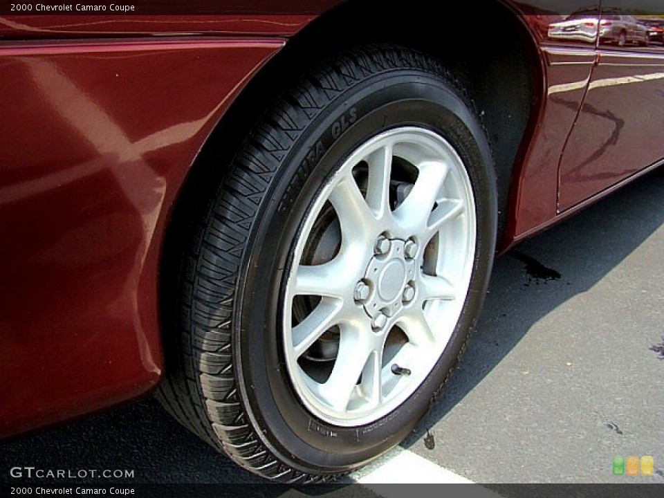 2000 Chevrolet Camaro Coupe Wheel and Tire Photo #54789267