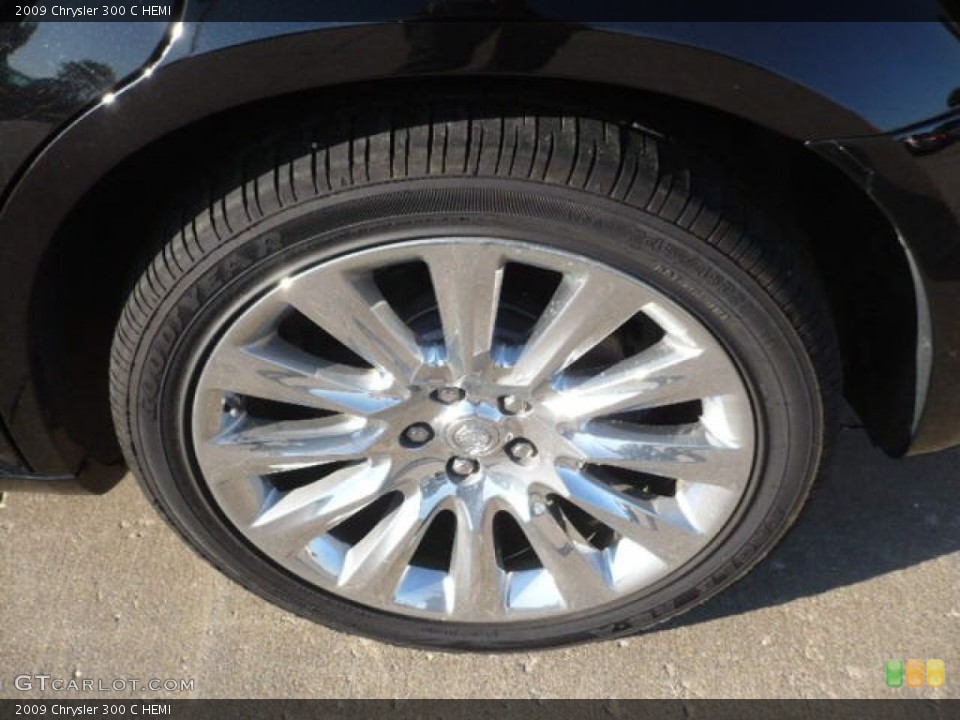 2009 Chrysler 300 C HEMI Wheel and Tire Photo #54817000