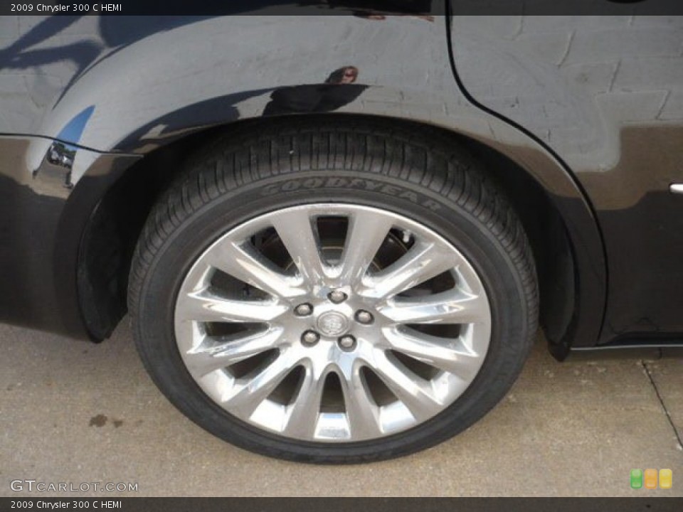 2009 Chrysler 300 C HEMI Wheel and Tire Photo #54817012