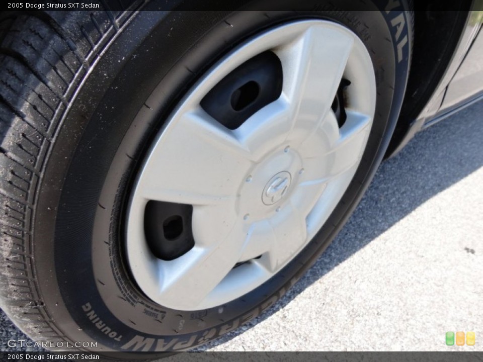 2005 Dodge Stratus SXT Sedan Wheel and Tire Photo #54836363