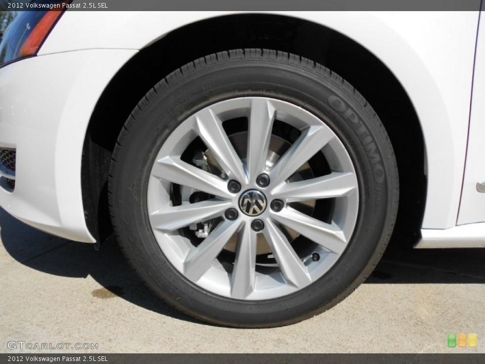 2012 Volkswagen Passat 2.5L SEL Wheel and Tire Photo #54863206