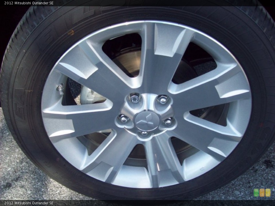 2012 Mitsubishi Outlander SE Wheel and Tire Photo #54863698