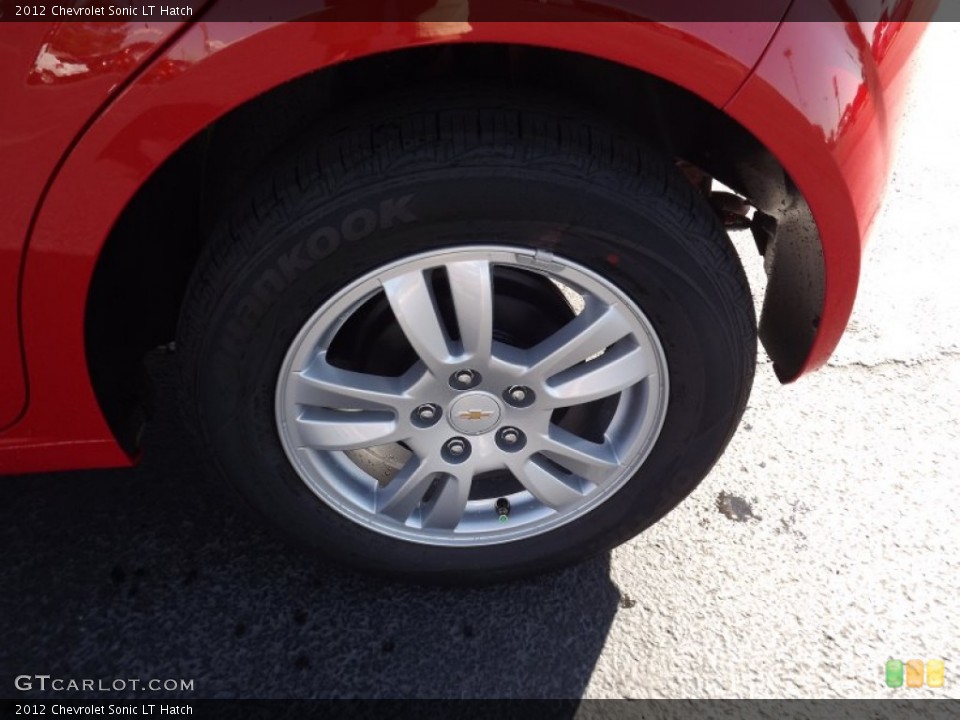 2012 Chevrolet Sonic LT Hatch Wheel and Tire Photo #54879634