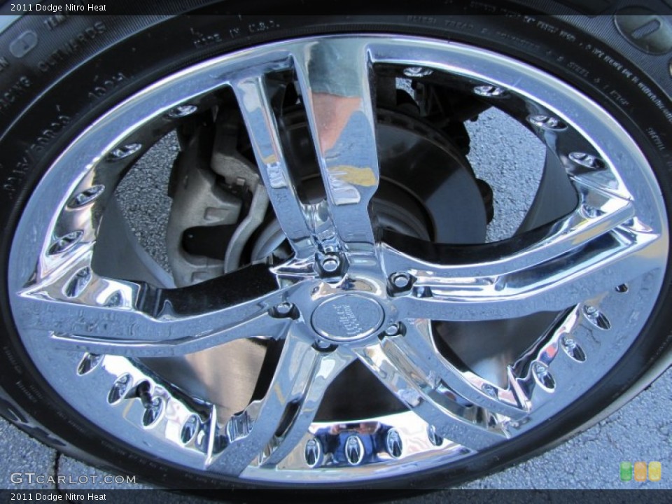 2011 Dodge Nitro Custom Wheel and Tire Photo #54905039