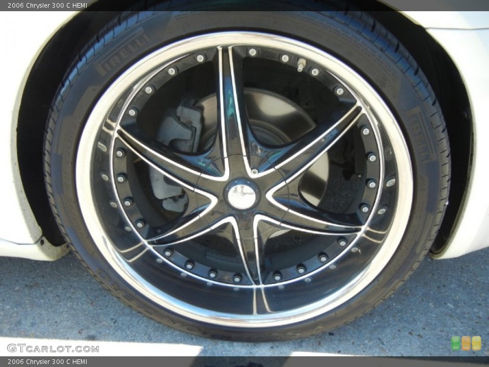 2006 Chrysler 300 Custom Wheel and Tire Photo #54936220