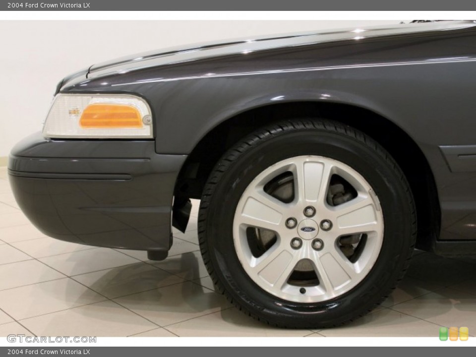 2004 Ford Crown Victoria LX Wheel and Tire Photo #54958870