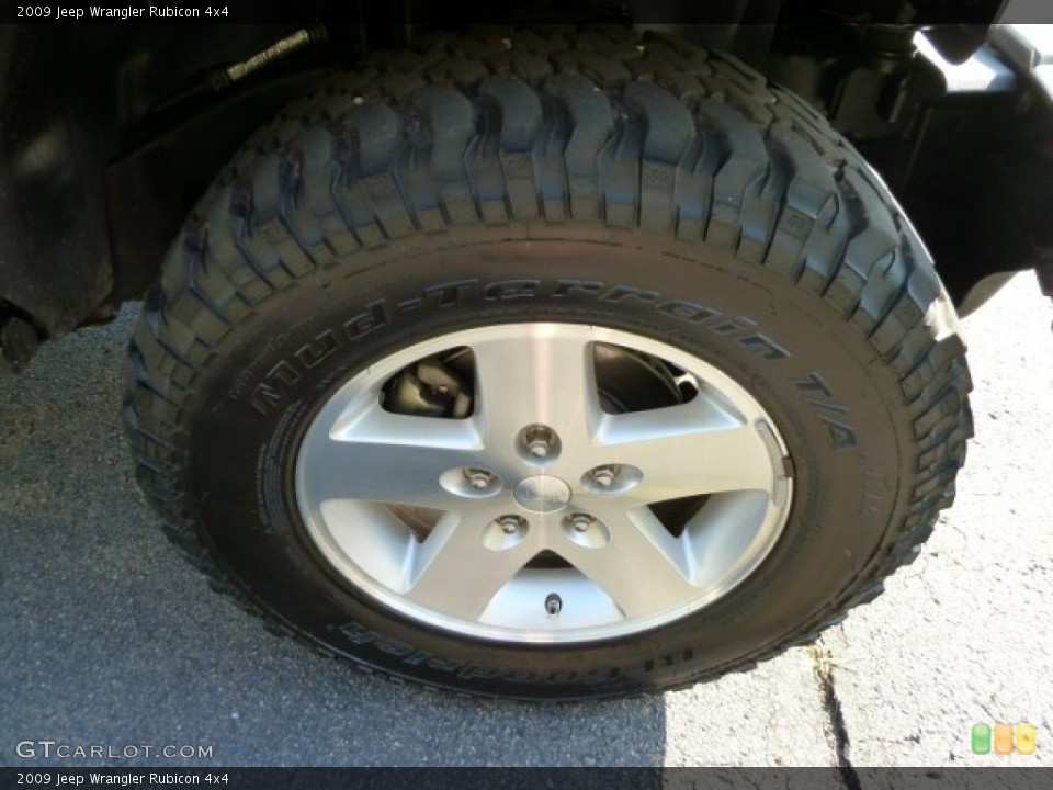 2009 Jeep Wrangler Rubicon 4x4 Wheel and Tire Photo #55026135