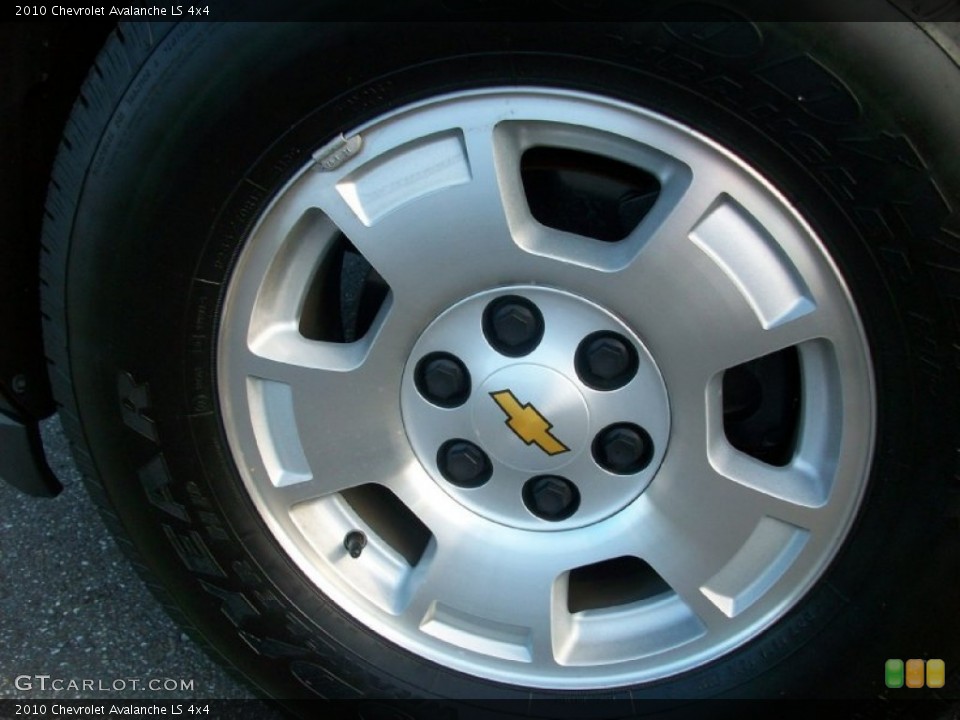 2010 Chevrolet Avalanche LS 4x4 Wheel and Tire Photo #55056861