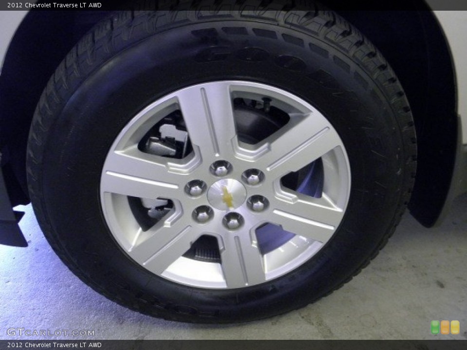 2012 Chevrolet Traverse LT AWD Wheel and Tire Photo #55111476