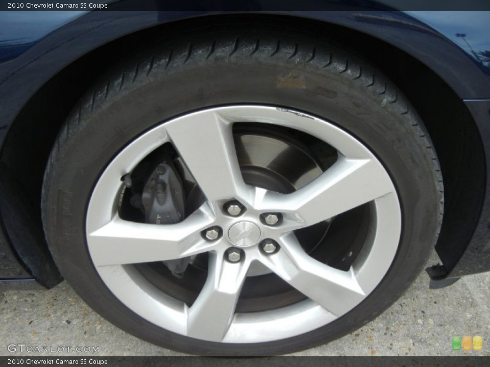 2010 Chevrolet Camaro SS Coupe Wheel and Tire Photo #55130046