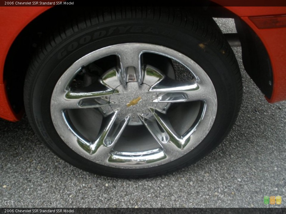 2006 Chevrolet SSR  Wheel and Tire Photo #55159994