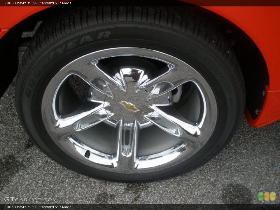 2006 Chevrolet SSR  Wheel and Tire Photo #55160048