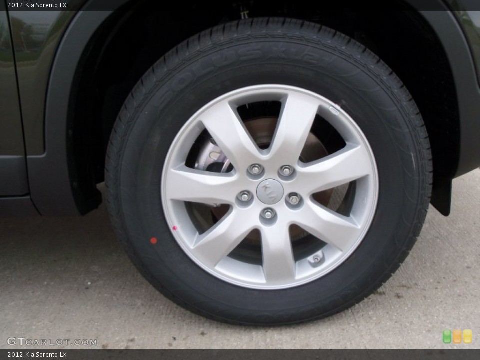 2012 Kia Sorento LX Wheel and Tire Photo #55182213