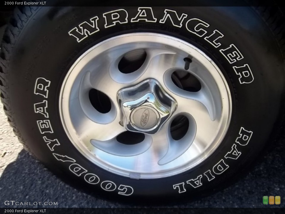 2000 Ford Explorer XLT Wheel and Tire Photo #55301497