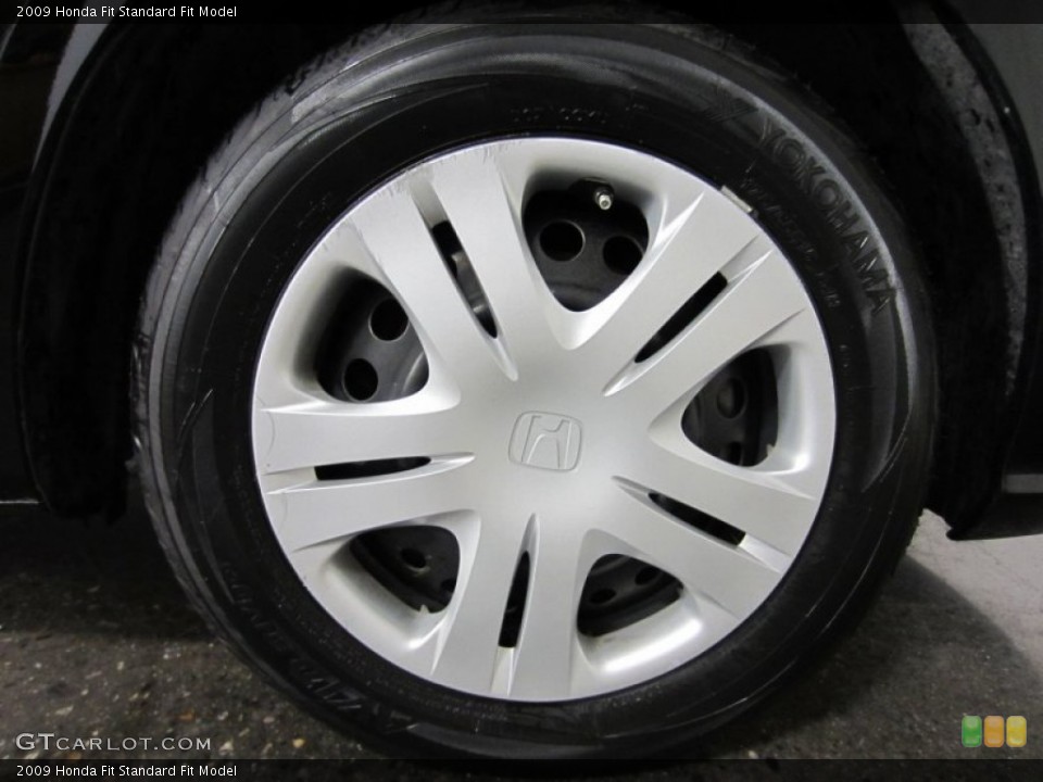 2009 Honda Fit  Wheel and Tire Photo #55311502