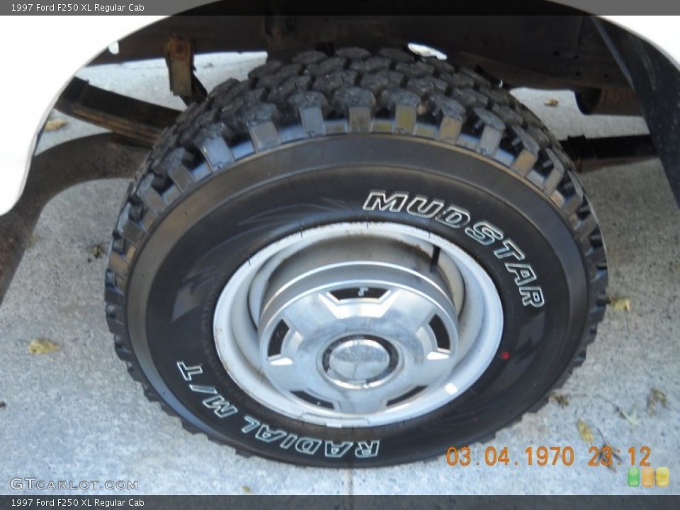 1997 Ford F250 XL Regular Cab Wheel and Tire Photo #55330405