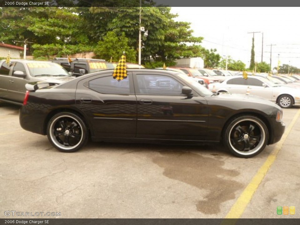 2006 Dodge Charger Custom Wheel and Tire Photo #55350767