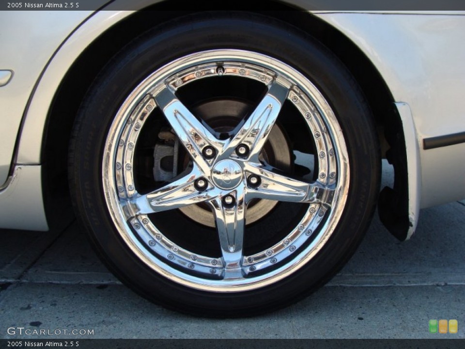 2005 Nissan Altima Custom Wheel and Tire Photo #55353470