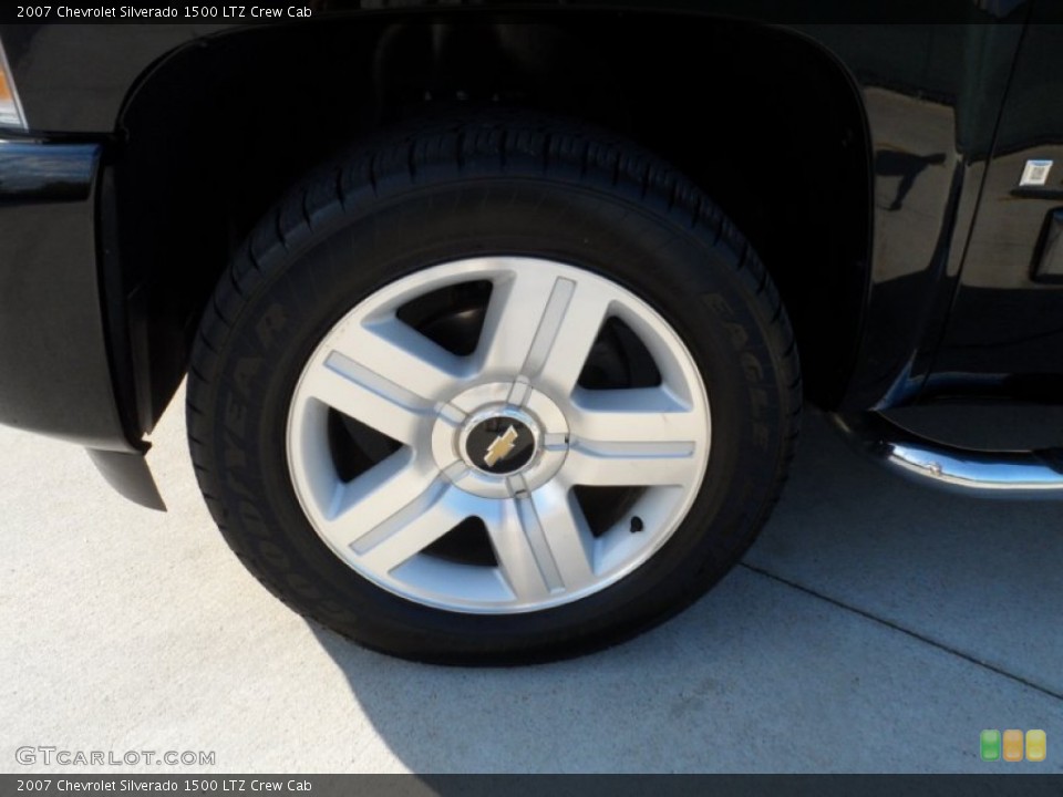 2007 Chevrolet Silverado 1500 LTZ Crew Cab Wheel and Tire Photo #55395622