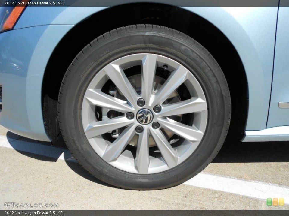 2012 Volkswagen Passat 2.5L SEL Wheel and Tire Photo #55418559