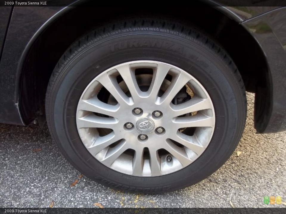 2009 Toyota Sienna XLE Wheel and Tire Photo #55425858