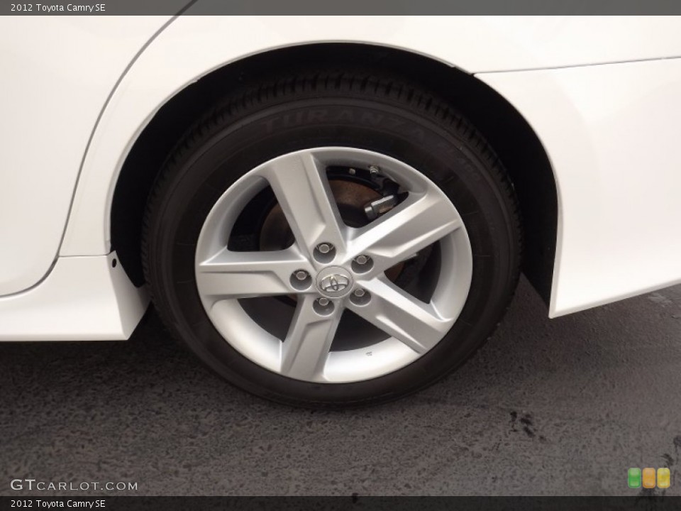 2012 Toyota Camry SE Wheel and Tire Photo #55455890