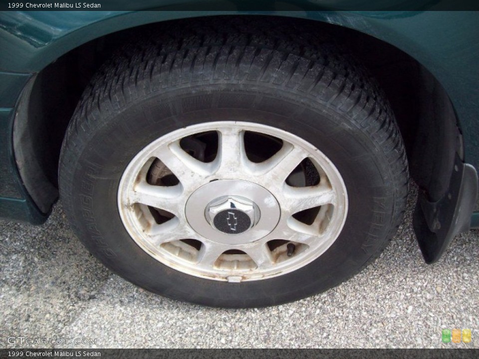 1999 Chevrolet Malibu LS Sedan Wheel and Tire Photo #55491419