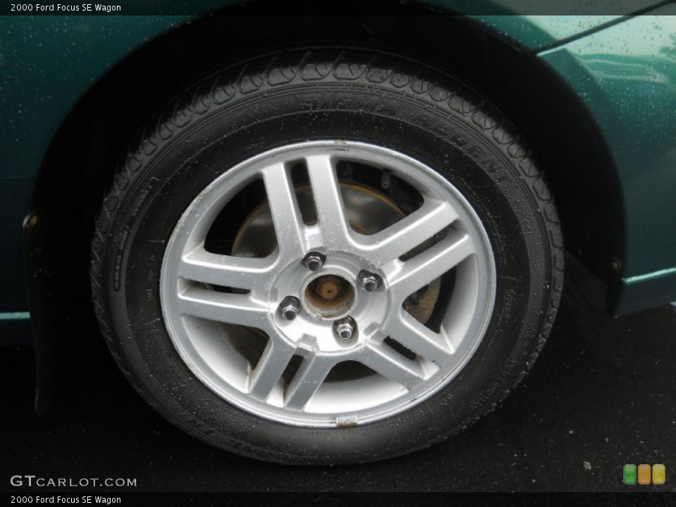 2000 Ford Focus SE Wagon Wheel and Tire Photo #55535504
