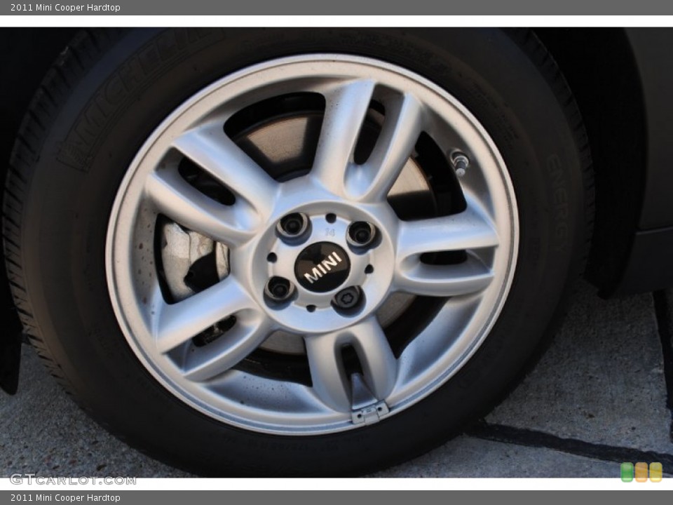 2011 Mini Cooper Hardtop Wheel and Tire Photo #55546380