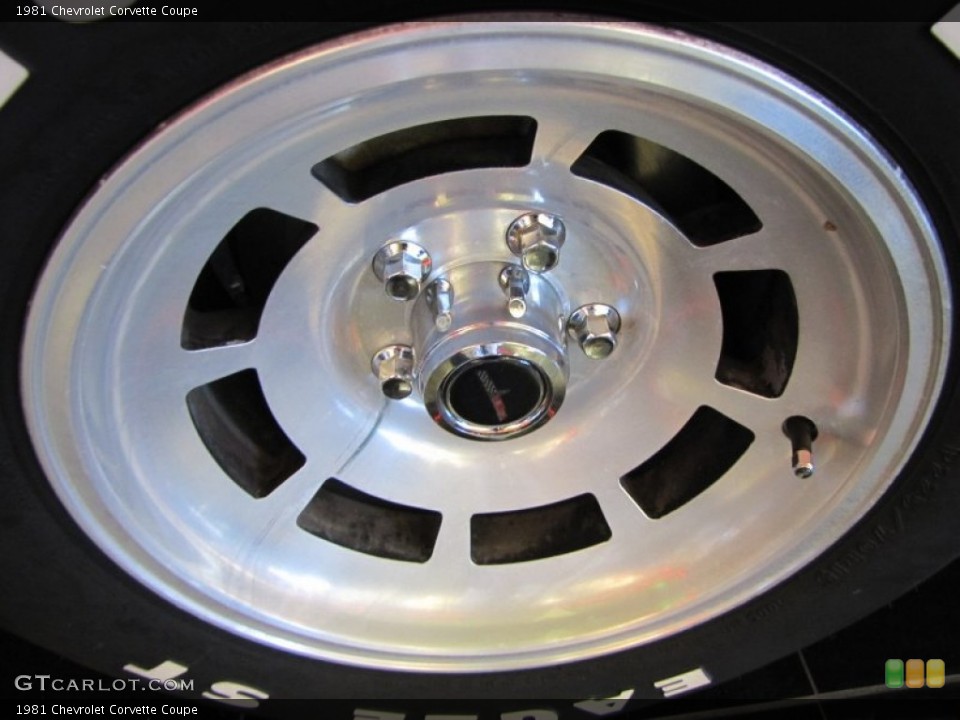 1981 Chevrolet Corvette Coupe Wheel and Tire Photo #55552035