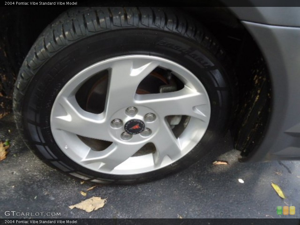 2004 Pontiac Vibe  Wheel and Tire Photo #55602582