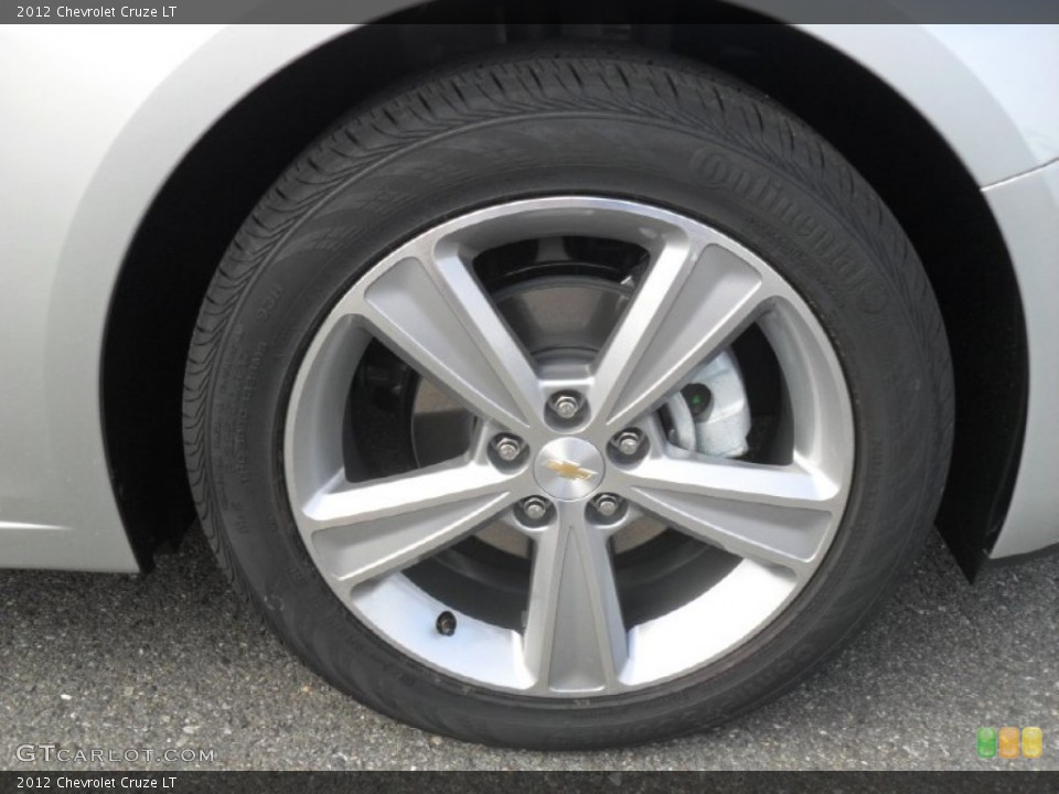 2012 Chevrolet Cruze LT Wheel and Tire Photo #55652780