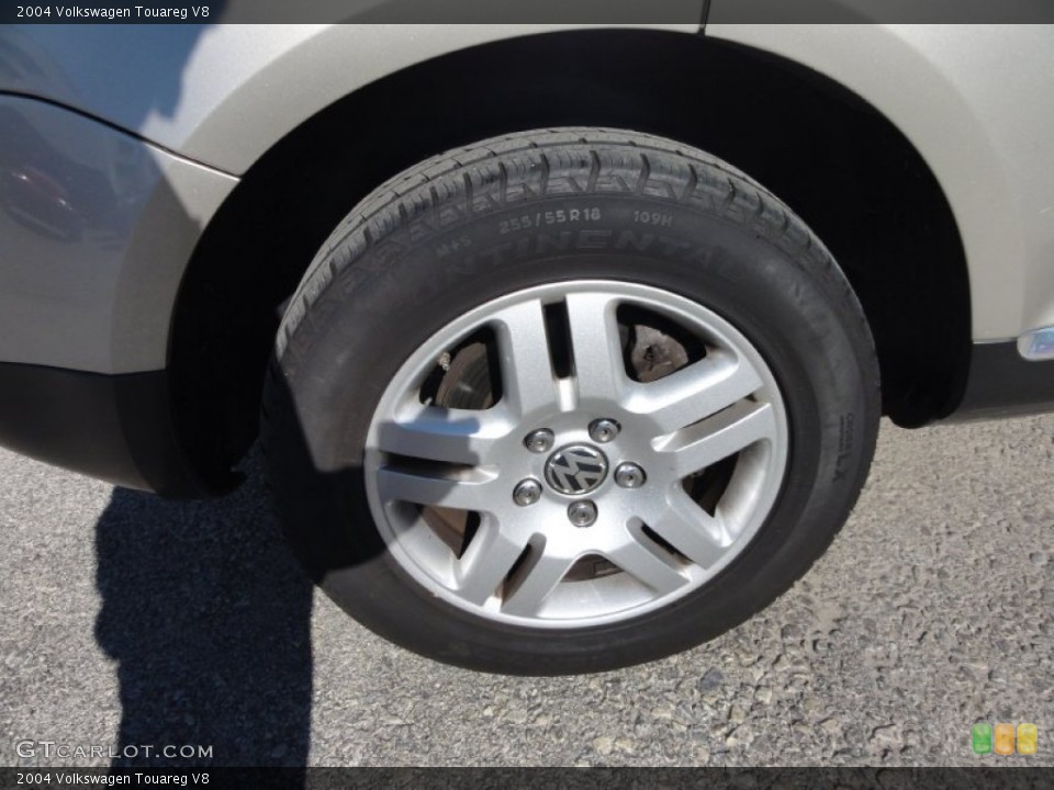 2004 Volkswagen Touareg V8 Wheel and Tire Photo #55692172