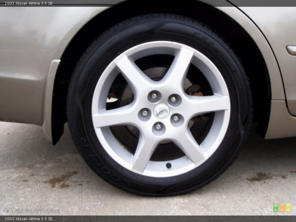 2003 Nissan Altima 3.5 SE Wheel and Tire Photo #55736658