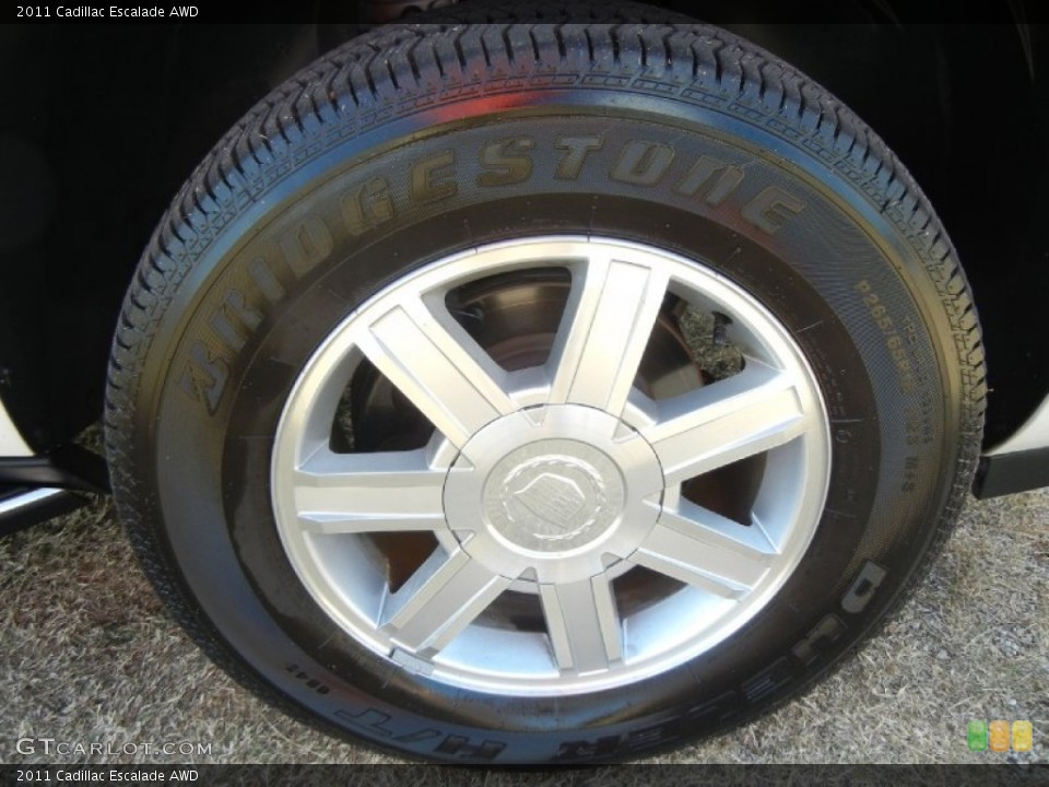 2011 Cadillac Escalade AWD Wheel and Tire Photo #55746408