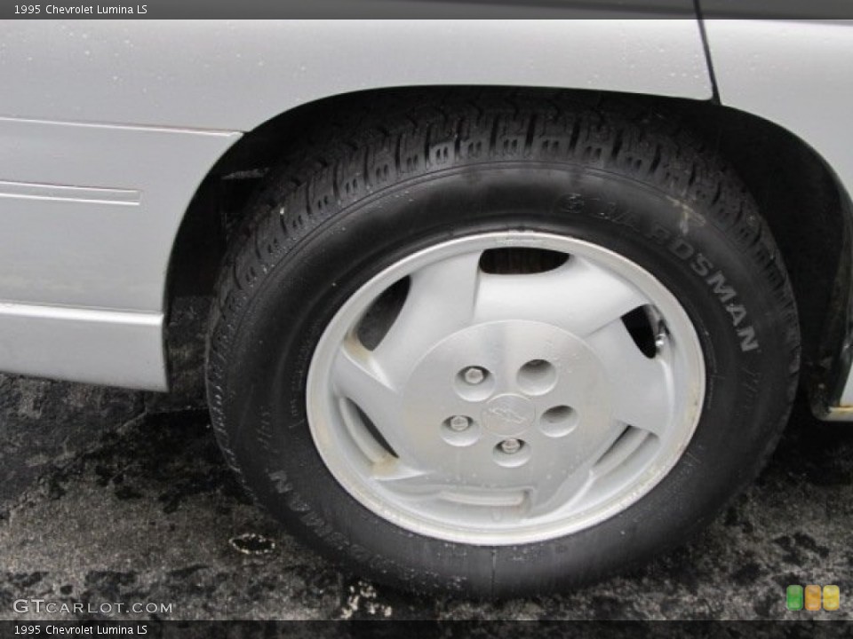 1995 Chevrolet Lumina LS Wheel and Tire Photo #55766104