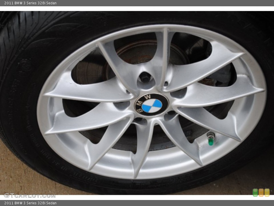2011 BMW 3 Series 328i Sedan Wheel and Tire Photo #55771895