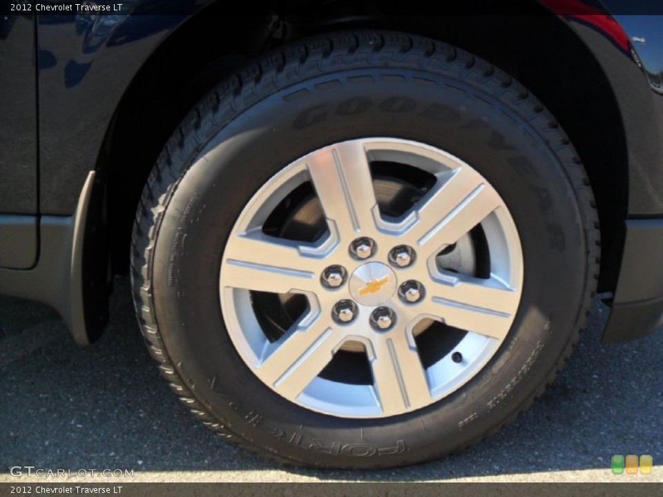 2012 Chevrolet Traverse LT Wheel and Tire Photo #55792292