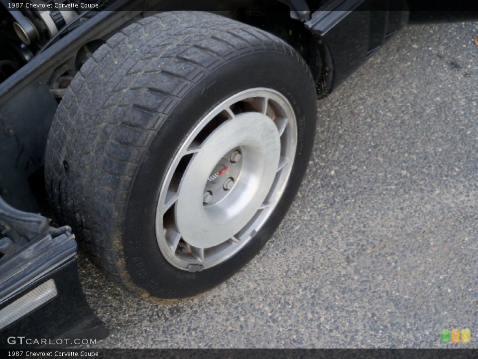 1987 Chevrolet Corvette Coupe Wheel and Tire Photo #55814741