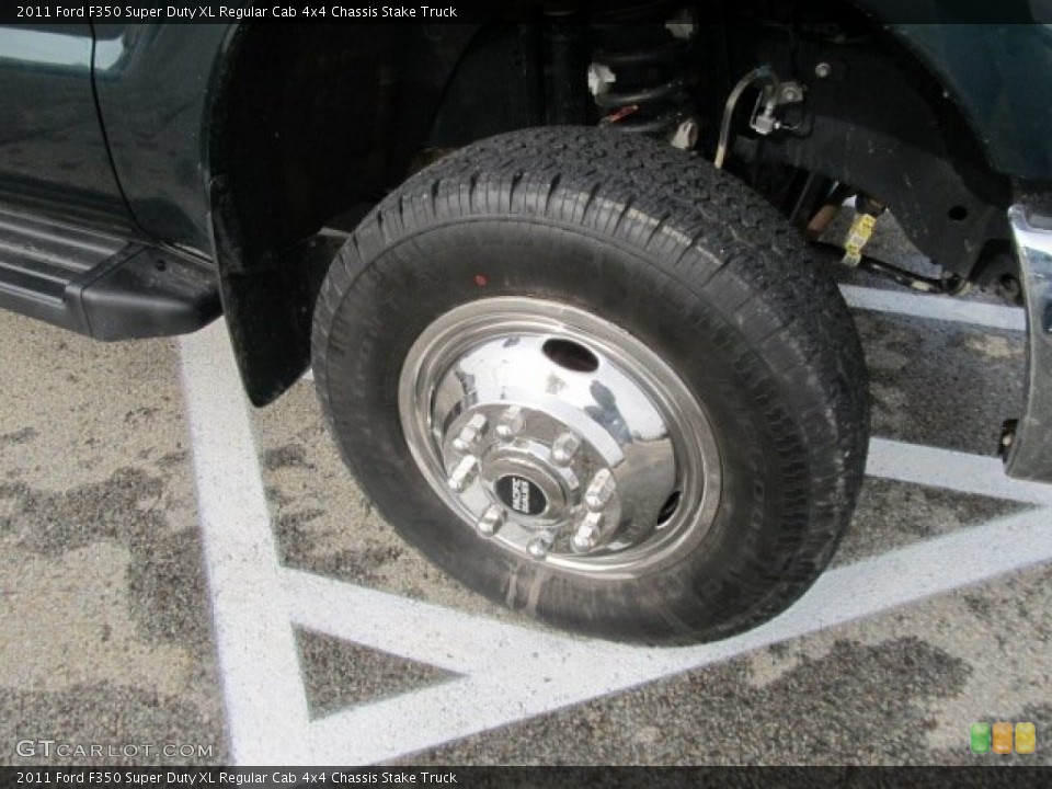 2011 Ford F350 Super Duty XL Regular Cab 4x4 Chassis Stake Truck Wheel and Tire Photo #55840592