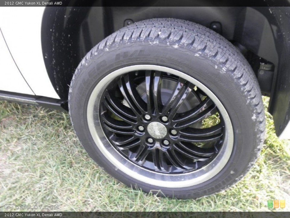 2012 GMC Yukon Custom Wheel and Tire Photo #55971063