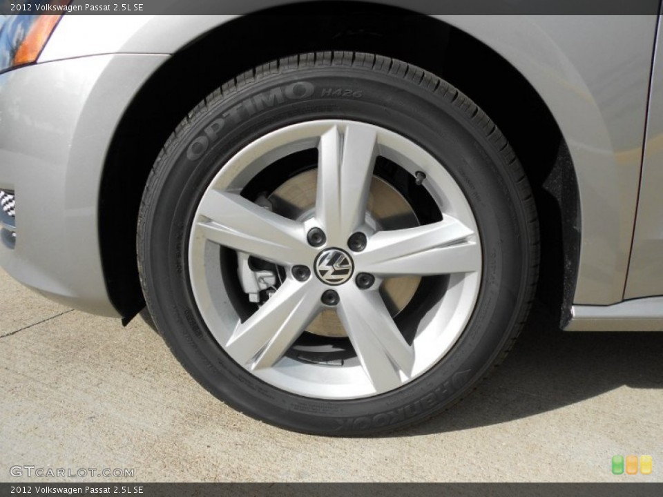 2012 Volkswagen Passat 2.5L SE Wheel and Tire Photo #55980637