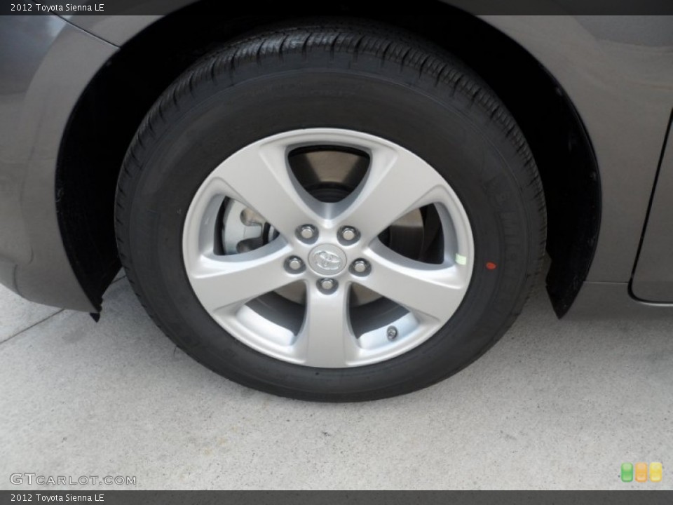 2012 Toyota Sienna LE Wheel and Tire Photo #56003140