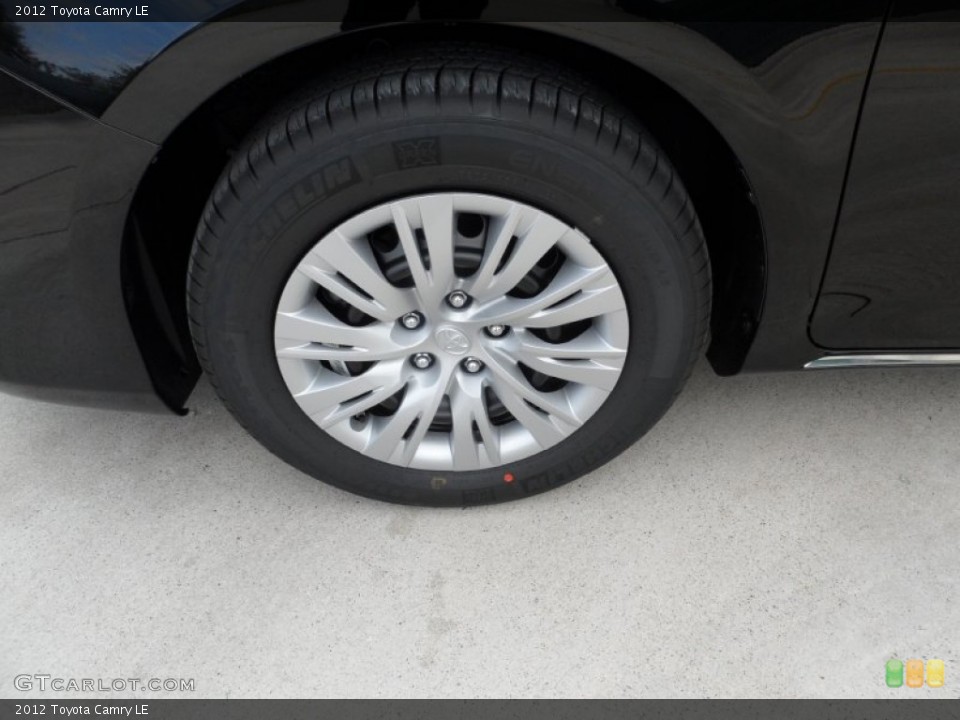 2012 Toyota Camry LE Wheel and Tire Photo #56004004