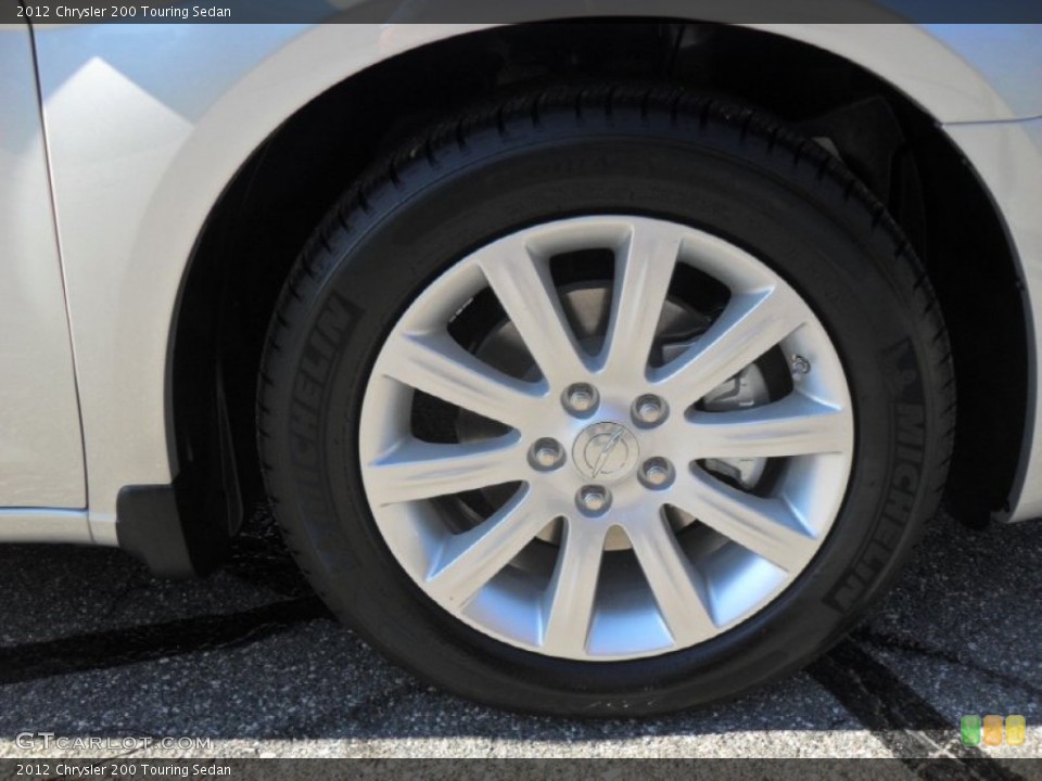 2012 Chrysler 200 Touring Sedan Wheel and Tire Photo #56004943
