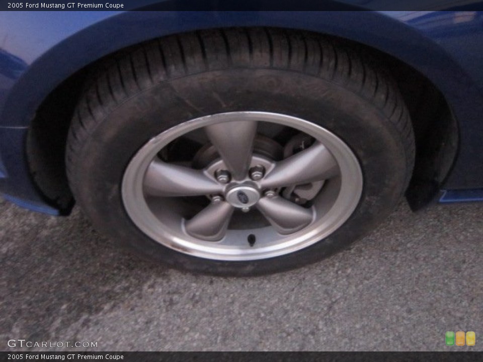 2005 Ford Mustang GT Premium Coupe Wheel and Tire Photo #56008855