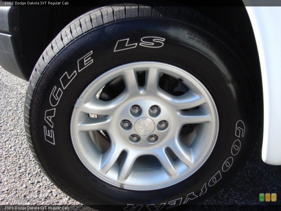 2003 Dodge Dakota SXT Regular Cab Wheel and Tire Photo #56021489