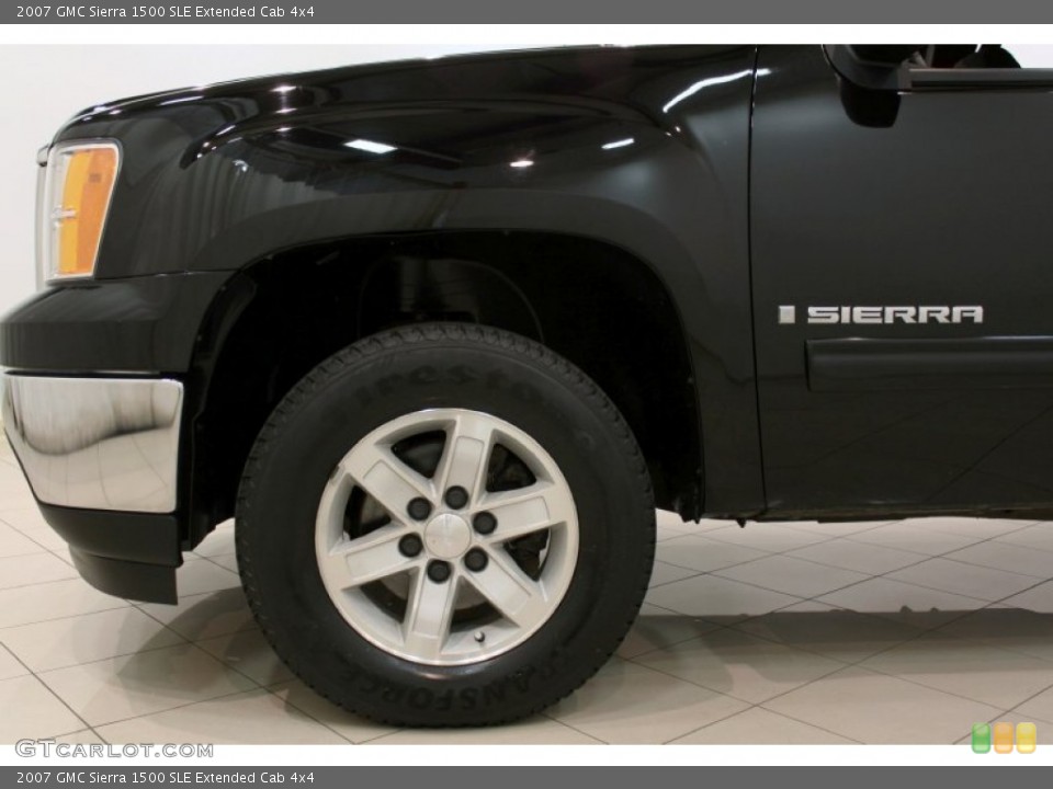 2007 GMC Sierra 1500 SLE Extended Cab 4x4 Wheel and Tire Photo #56115031
