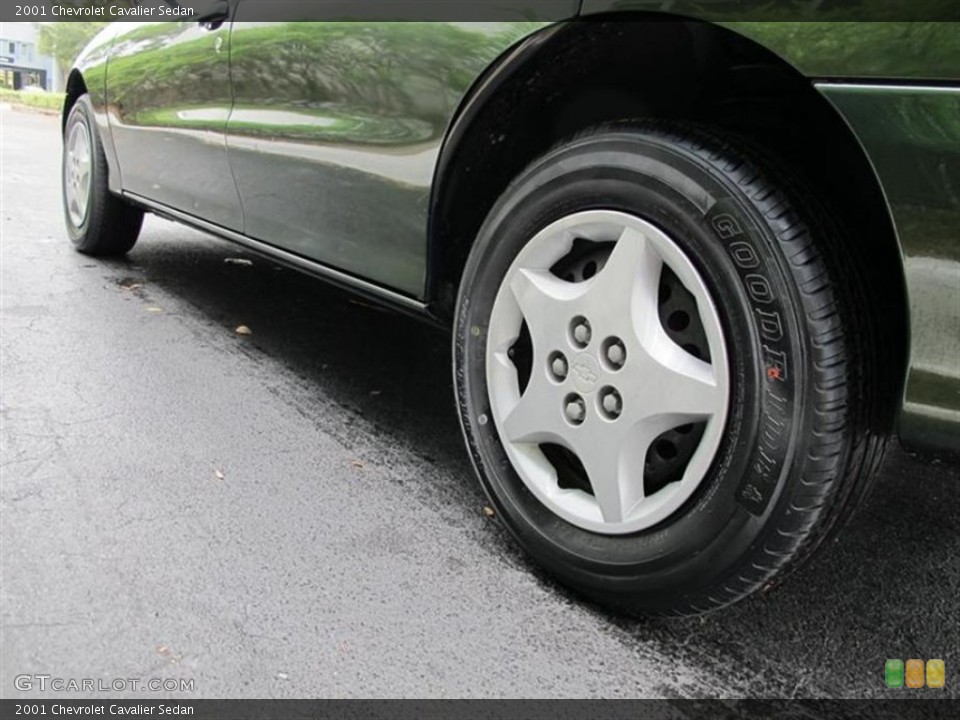 2001 Chevrolet Cavalier Sedan Wheel and Tire Photo #56144210
